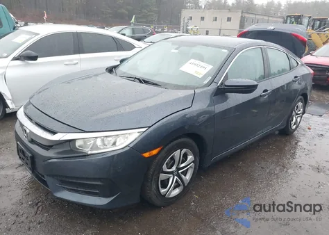 2017 Honda Civic Lx z USA, uszkodzony, nr VIN 19XFC2F57HE232498